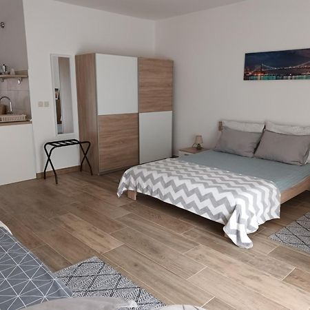 Studio Apartman Dori Пула Екстер'єр фото