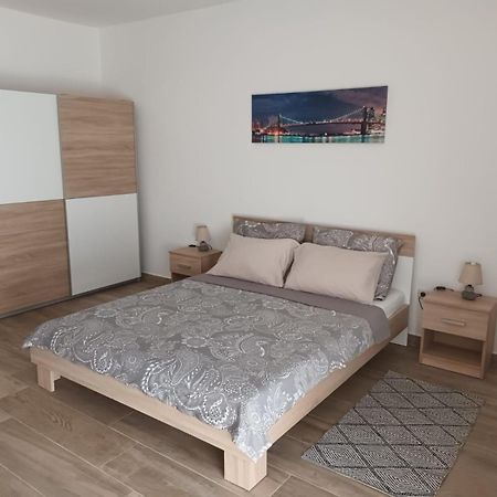 Studio Apartman Dori Пула Екстер'єр фото